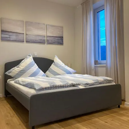 Apartment Hallenbach *